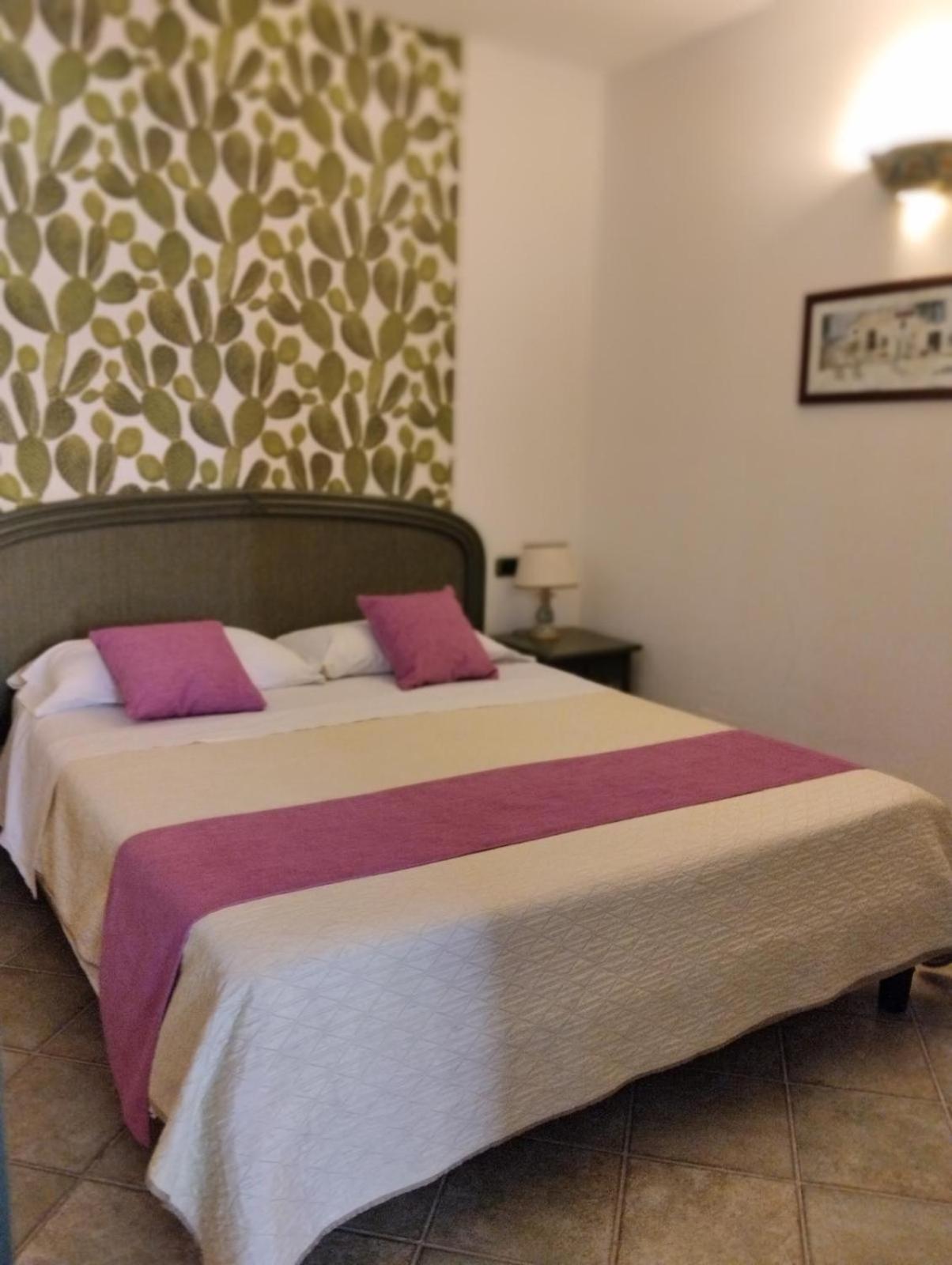 Valle Di Mare Country Resort Fontane Bianche Bagian luar foto