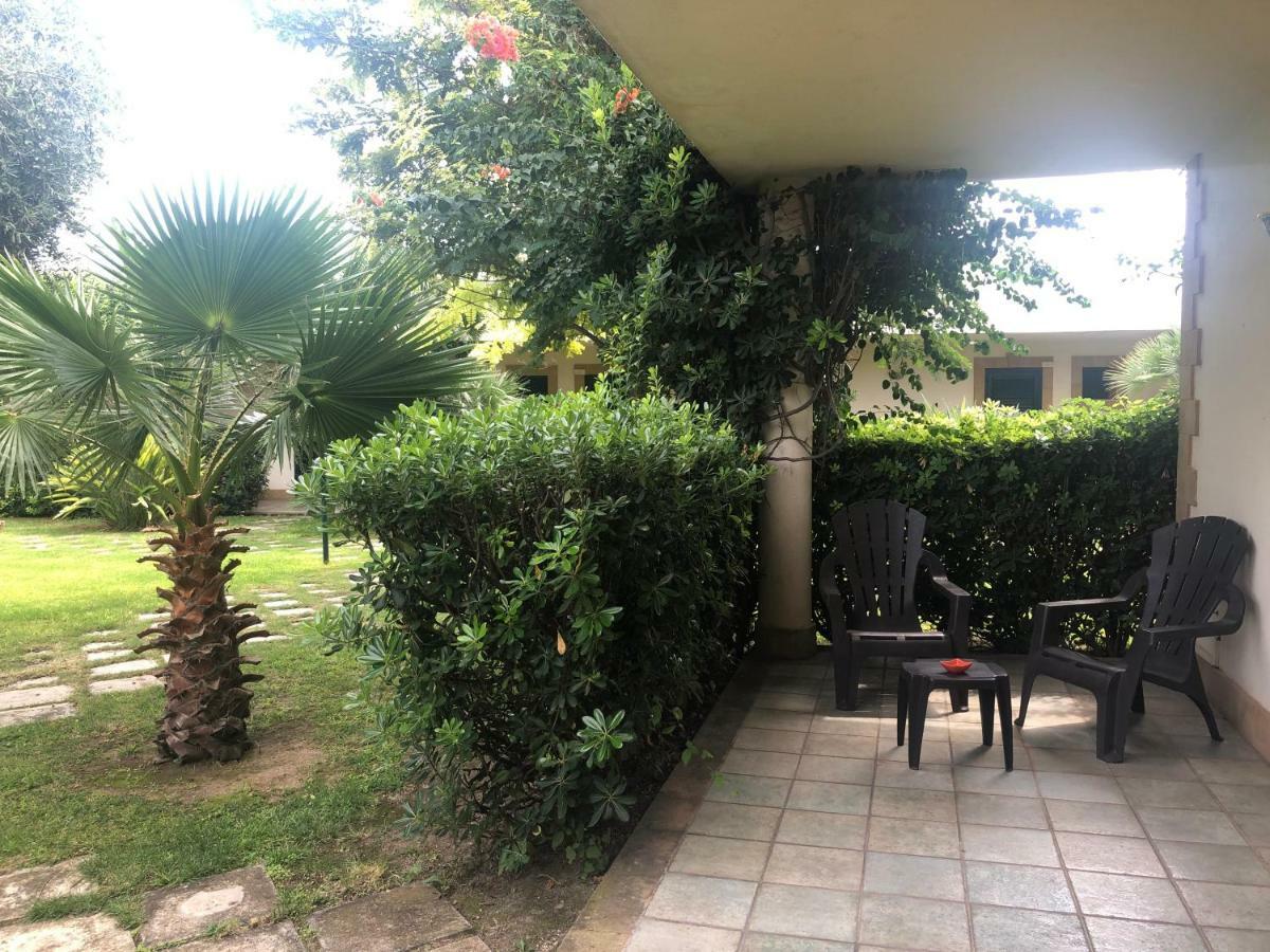 Valle Di Mare Country Resort Fontane Bianche Bagian luar foto